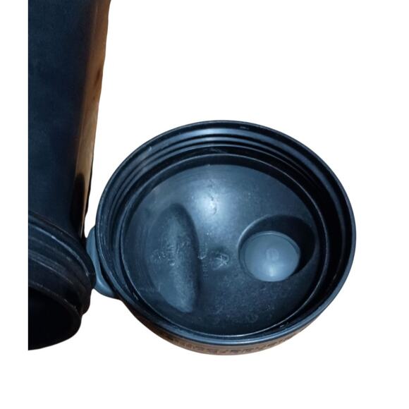 Blender Bottle Classic Plastic Shaker Bottle Tumbler With Loop Top 28oz - Picture 7 of 9